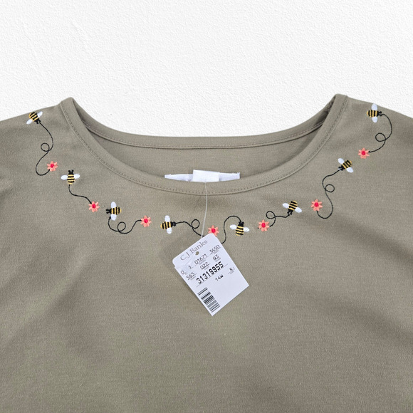 Y2K C.J. Banks Embroidered Bee & Beehive Graphic Tee Shirt Size 14W NWT - Picture 2 of 8